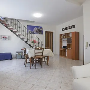 https://casa-delle-mura.sicilyhotelsitaly.net